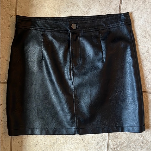 Jack by BB Dakota Dresses & Skirts - Jack by BB Dakota - Black Leather Skirt - Size 2